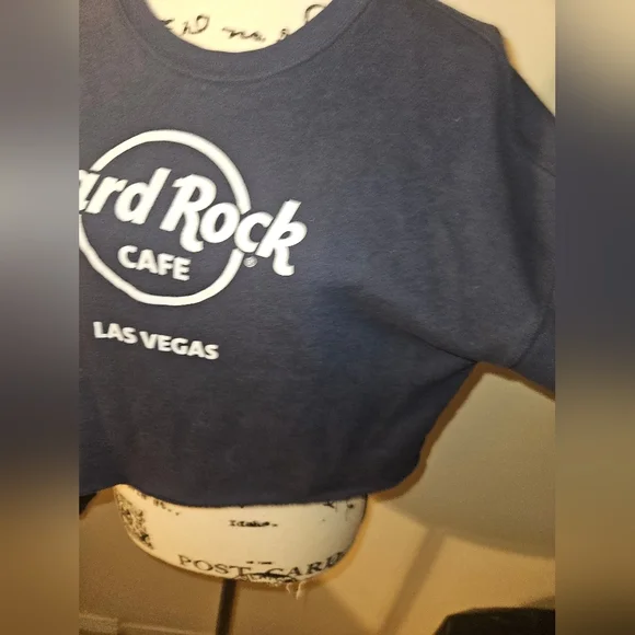 Hard Rock Las Vegas Womans Cropped Long Sleeve Sweatshirt Size M - Picture 2 of 10